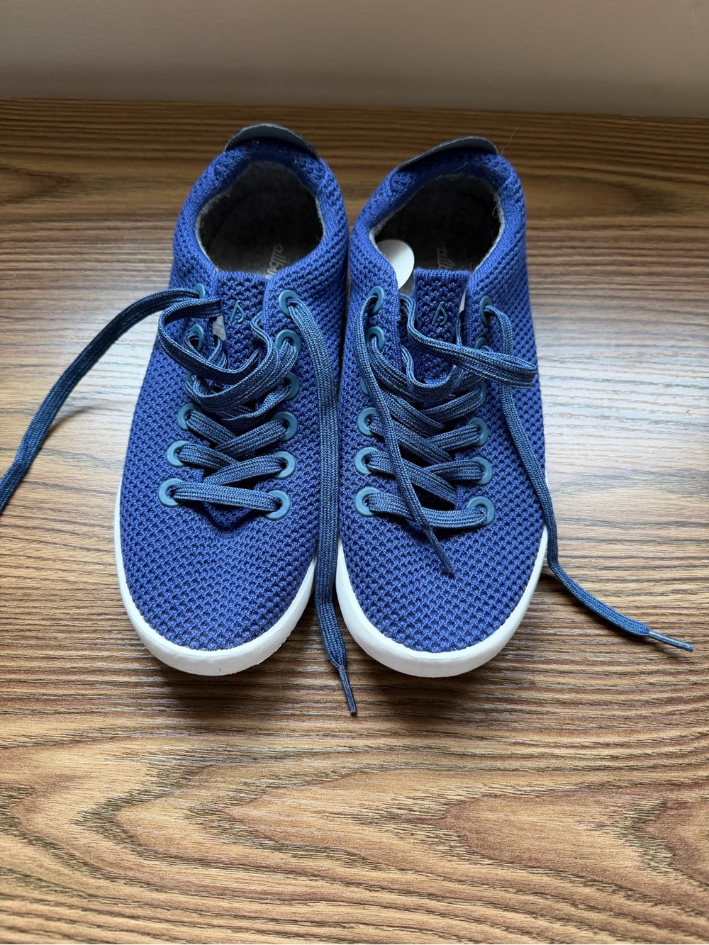 Allbirds tree piper blue size 8